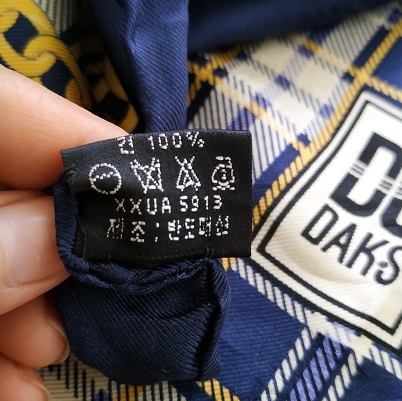 Daks  Silk Scarf Vintage - Picture 3 of 10
